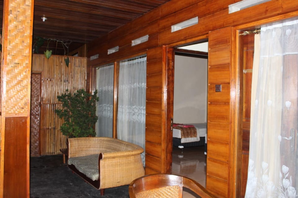 Sukuh Cottage Bed and Breakfast in East Java