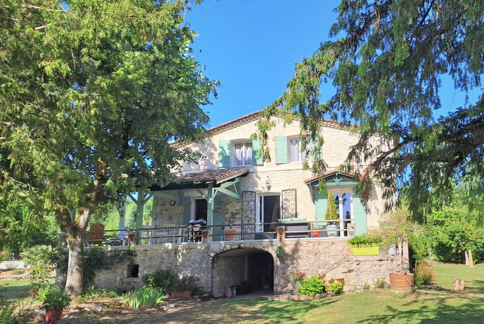 Chambres d'hôtes Le Muguet Bed and Breakfast in Nouvelle-Aquitaine