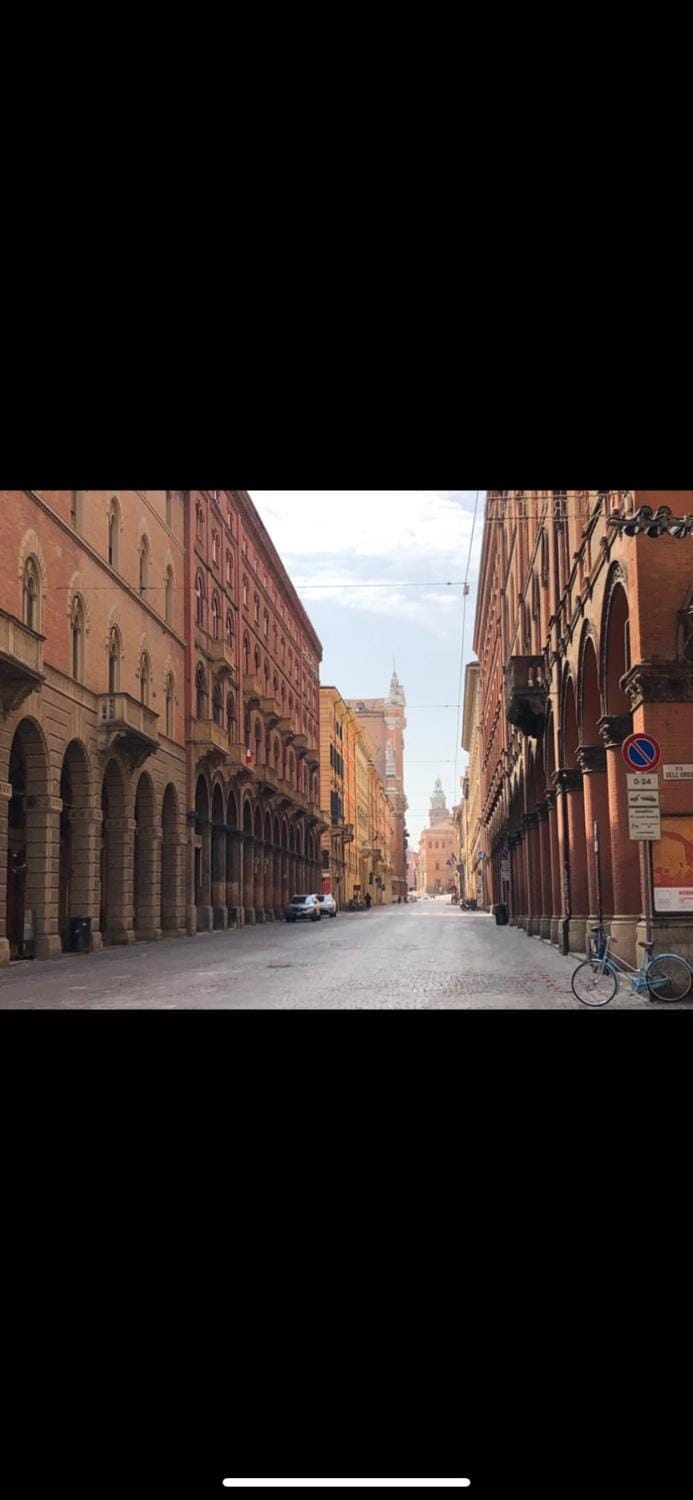 Neighbourhood, Street view