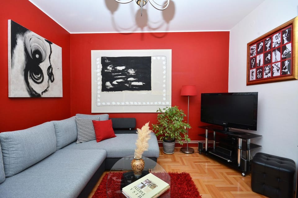 TV and multimedia, Living room, Seating area