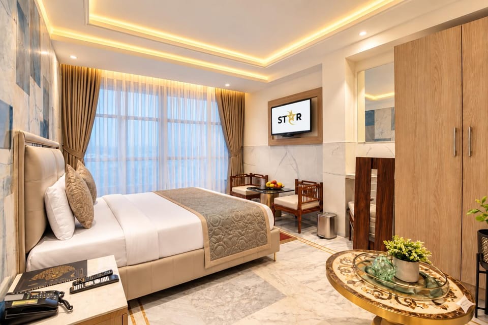 TV and multimedia, Photo of the whole room, wardrobe