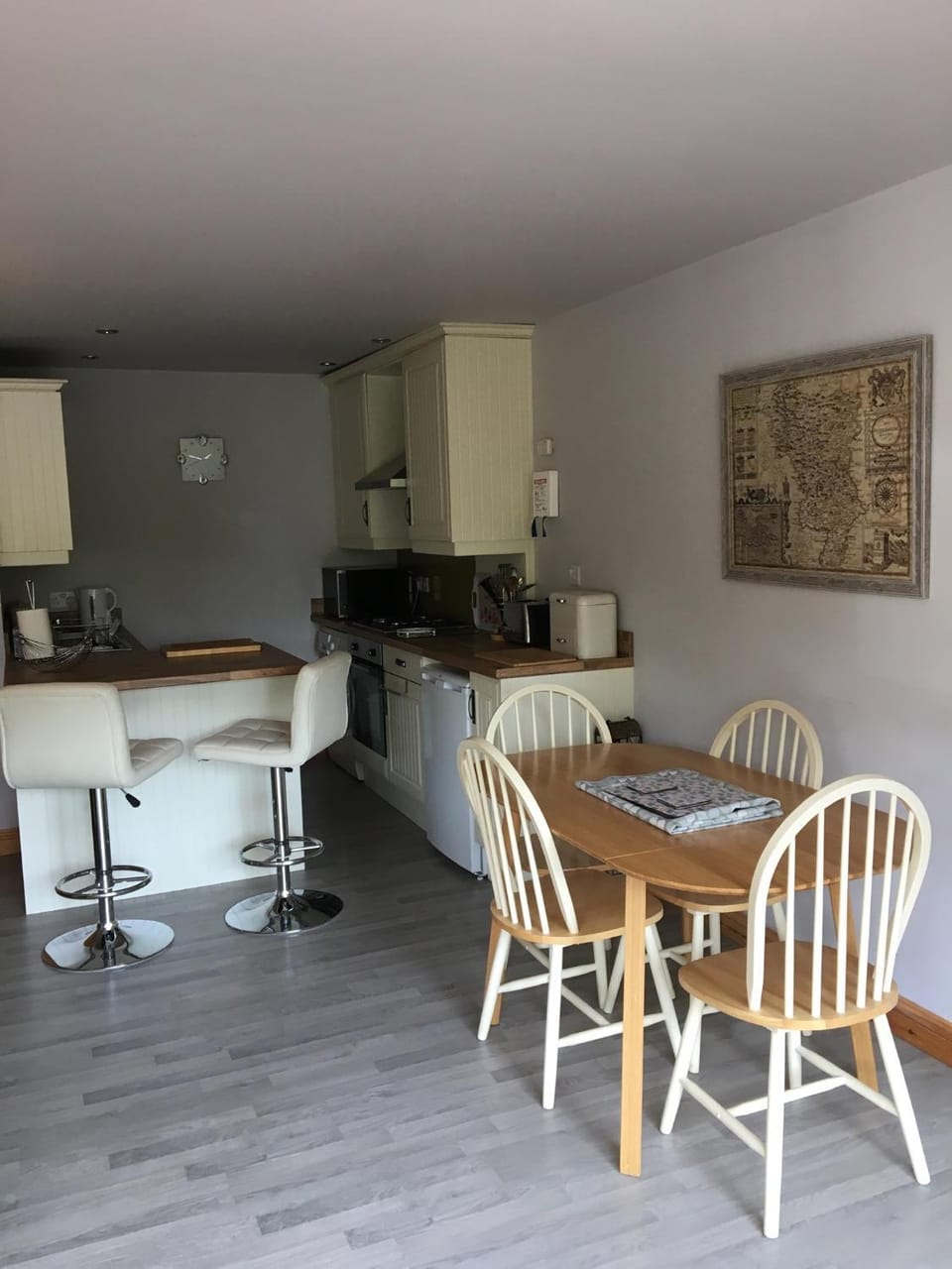 Woodview Lodge House in Chesterfield