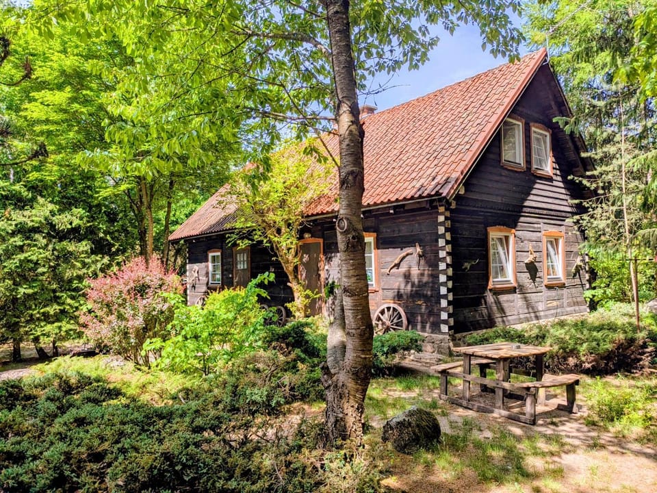 Property building, Day, Garden, Garden view