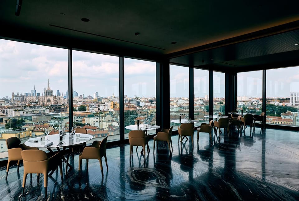 Restaurant/places to eat, View (from property/room), Balcony/Terrace, Breakfast