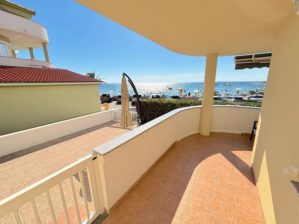 Balcony/Terrace, City view, Sea view