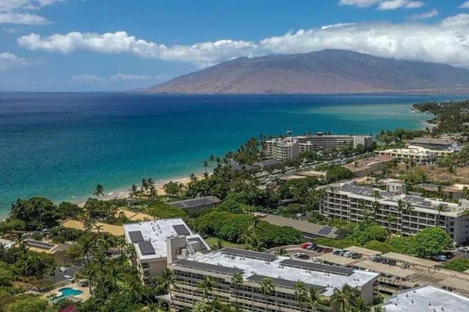 Maui Banyan Q203A & Q203B House in Wailea