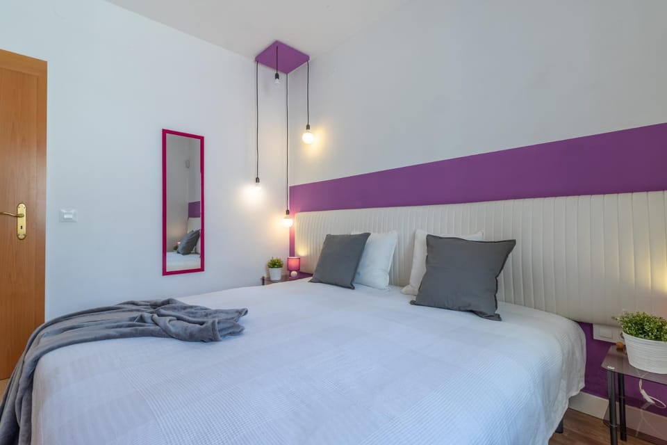 Bed, Bedroom