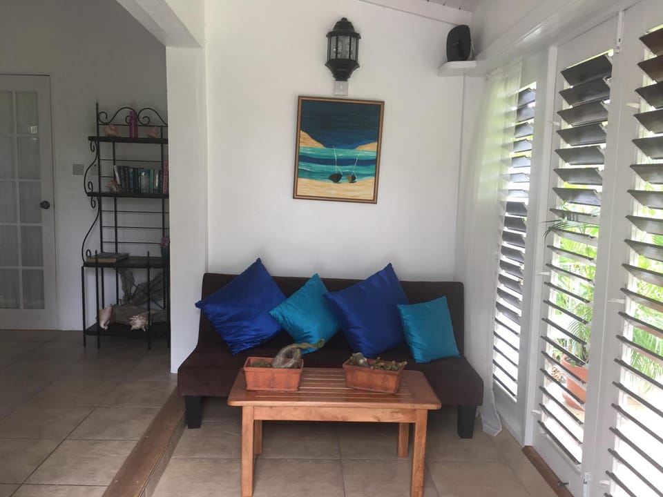Shower, Patio, Garden, Bathroom, Coffee/tea facilities, Balcony/Terrace, Kitchen or kitchenette, Living room, Seating area