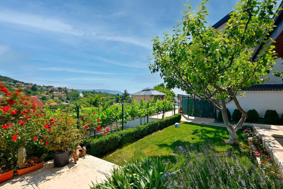 Spring, Day, Natural landscape, Garden