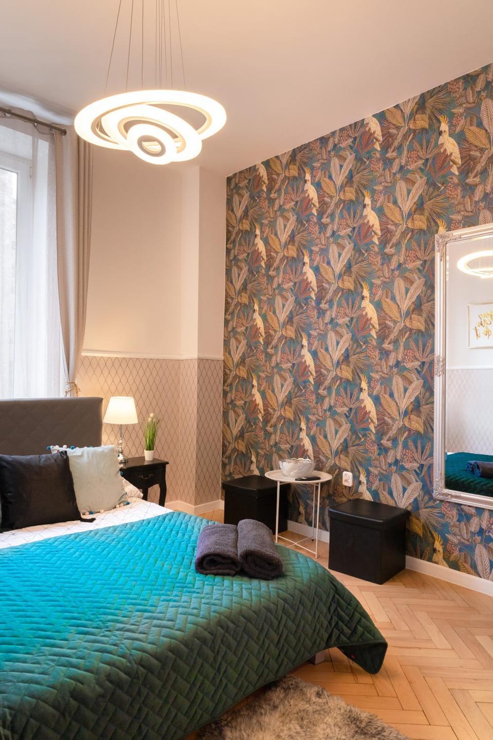 Bed, Photo of the whole room, Bedroom