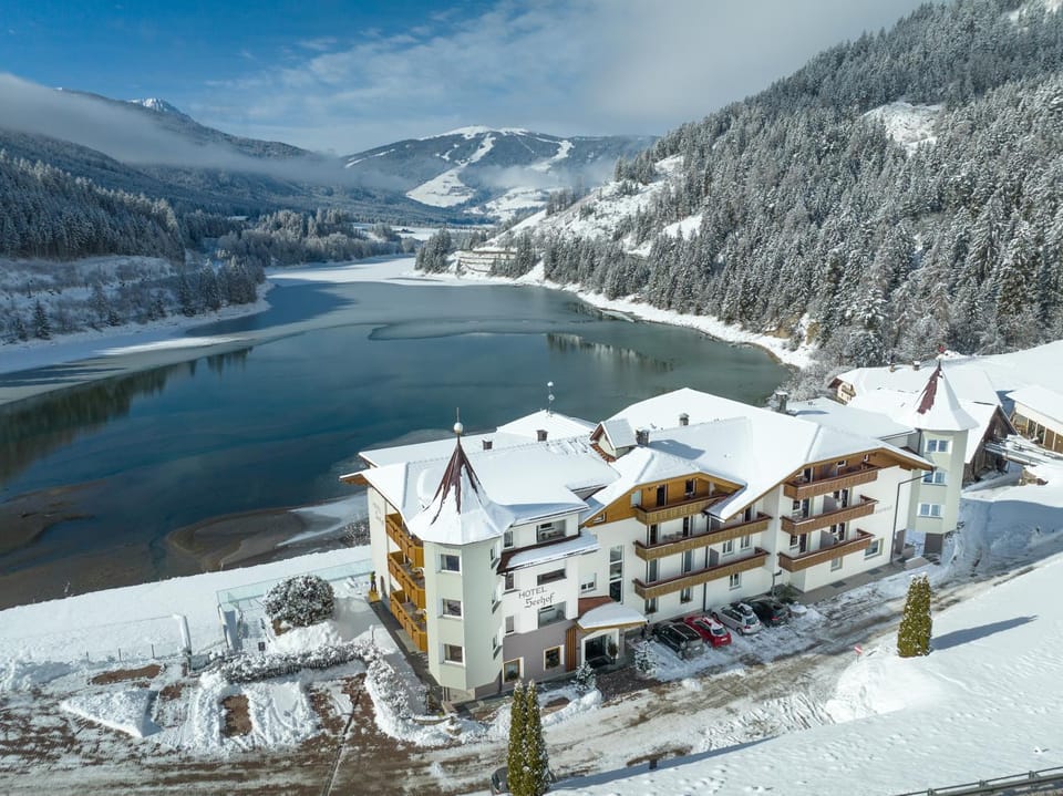 Natural landscape, Winter, Lake view, Mountain view