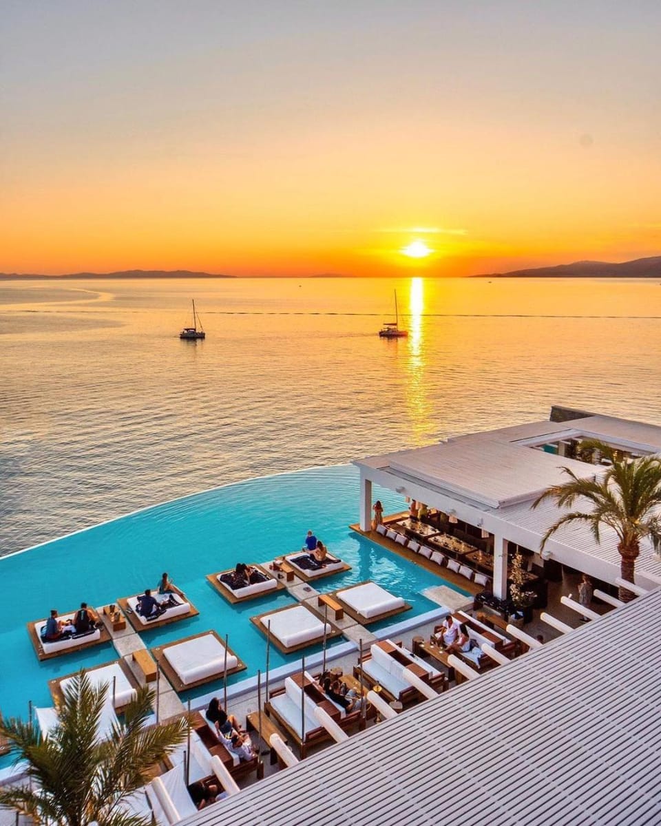 Restaurant/places to eat, Sea view, Swimming pool, Swimming pool, Breakfast, Sunset, acessibility