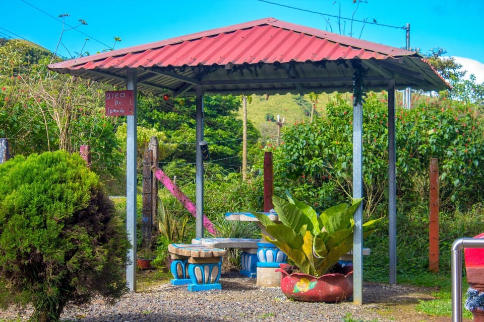 Cabinas Cascada Rio Celeste Cabin in Alajuela Province