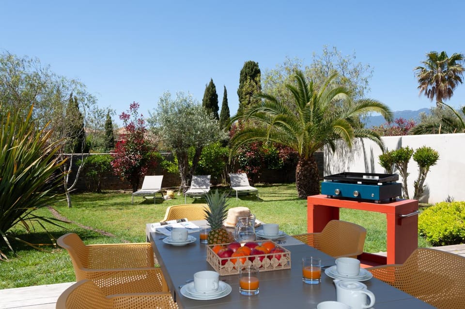Day, Garden