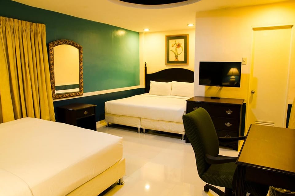 Dreamwave Resort Pansol Laguna Resort in Calamba