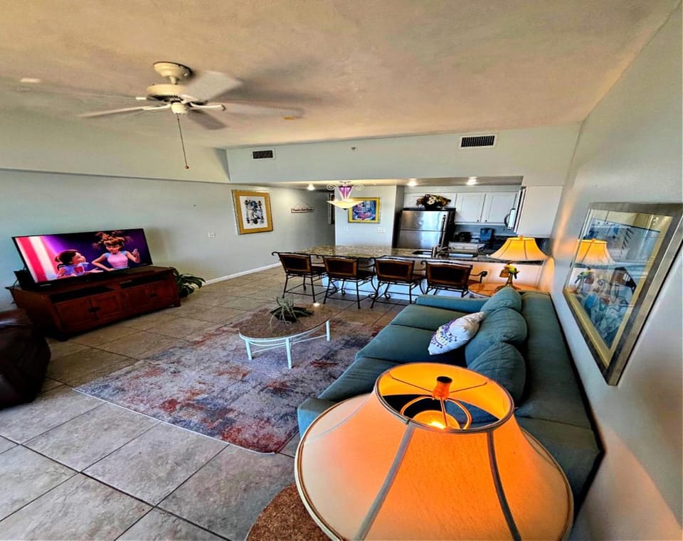 Wyndham Ocean Walk Penthouse Floor 1 BR Resort Condo By The Sea - Daytona Funland 1908 Apartment in Florida
