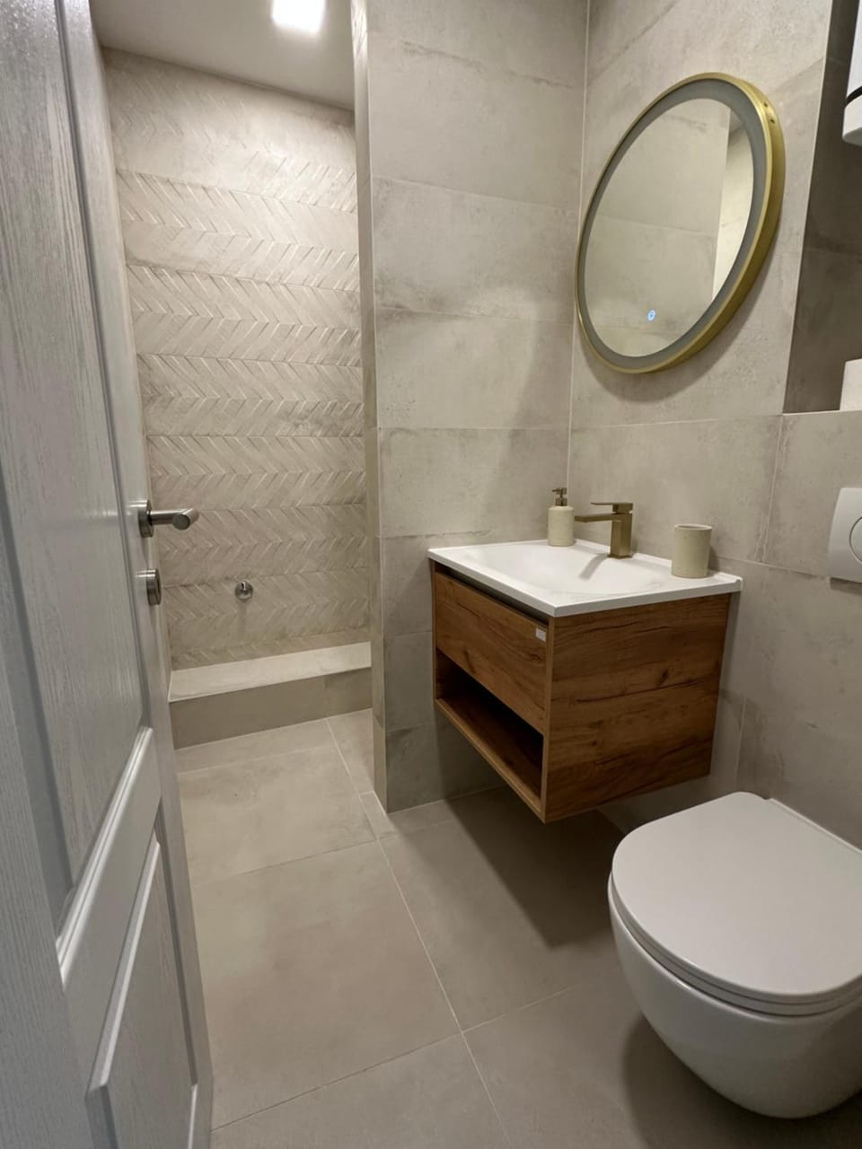 Layla's Home Free Parking Apartment in Sarajevo