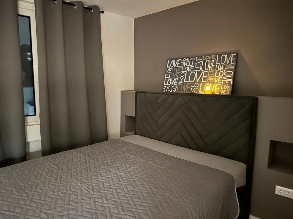 Layla's Home Free Parking Apartment in Sarajevo