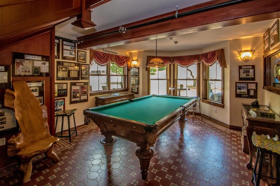 Billiard, Lobby or reception, Entertainment