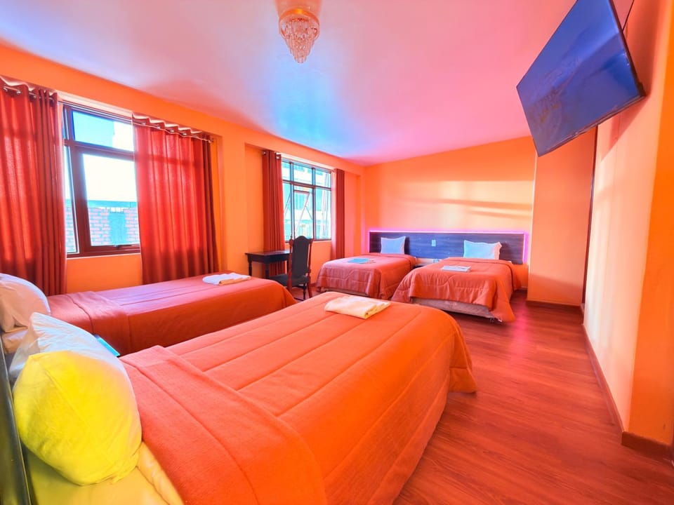 Hostel Sillustani Inn Puno - Con Cochera Hotel in Puno