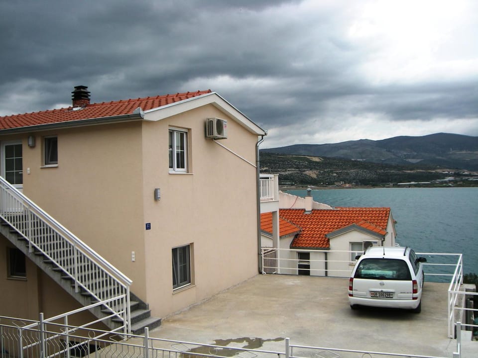 Apartments Nena - Trogir Apartment in Trogir