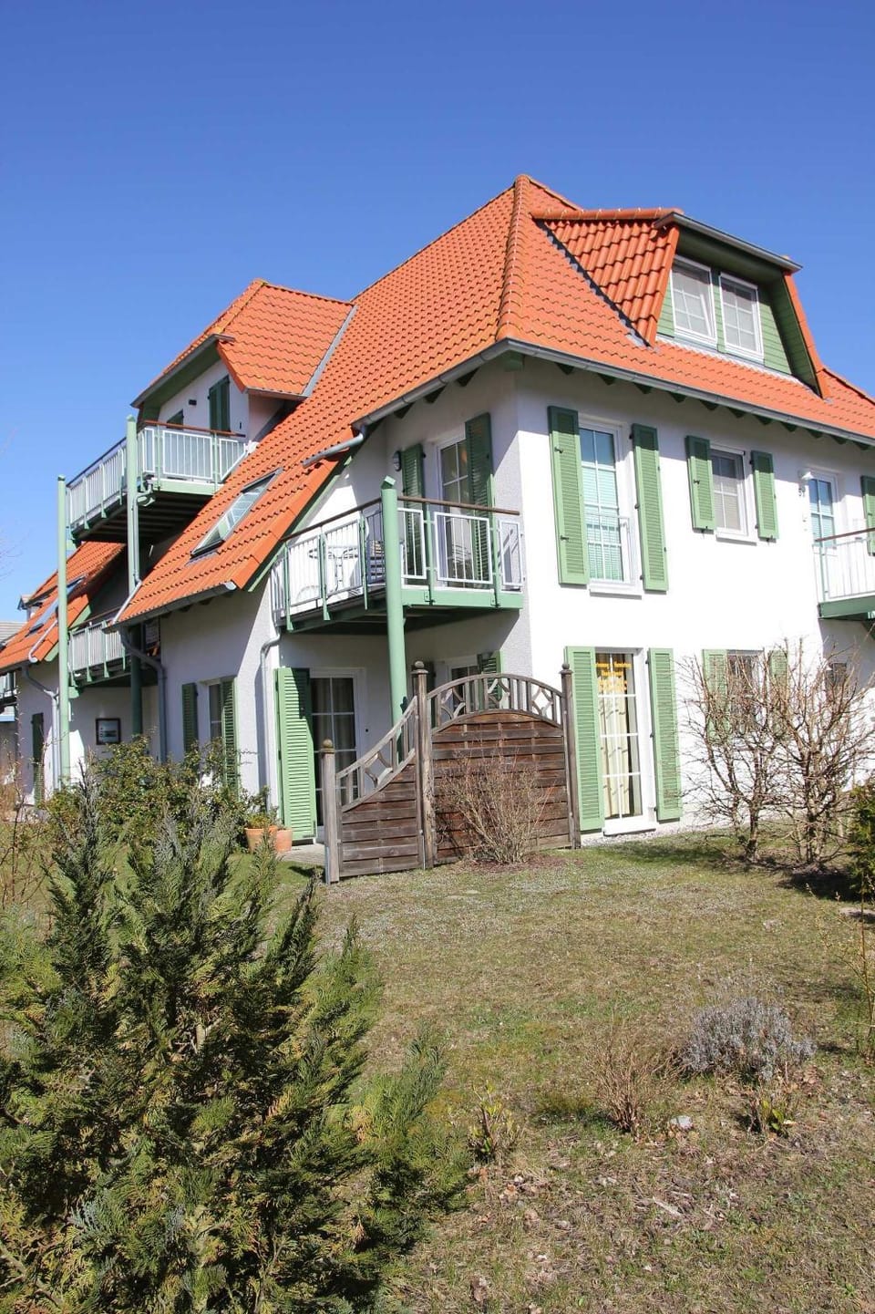 Property building, Garden