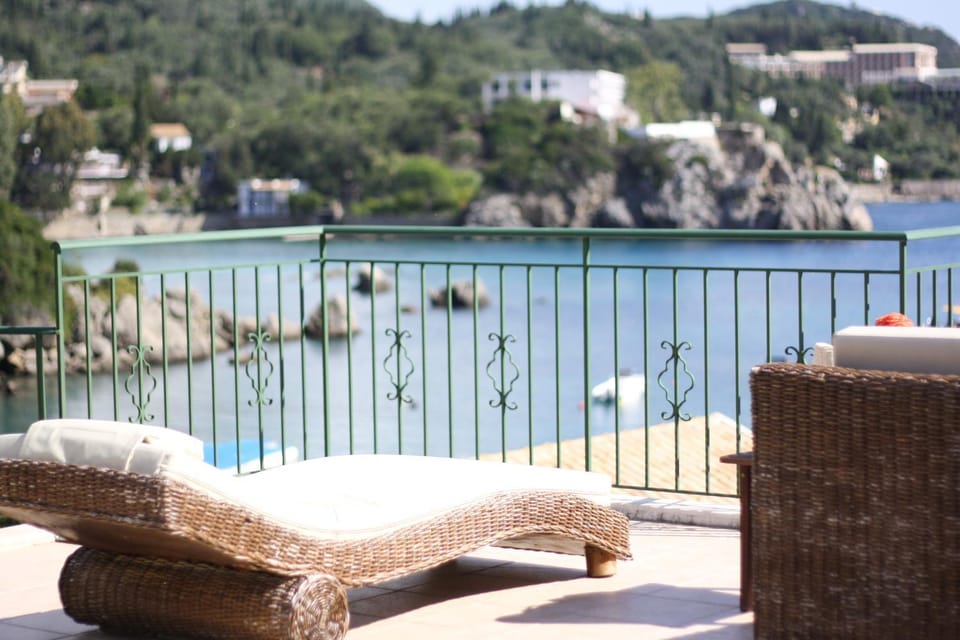 Patio, View (from property/room), Balcony/Terrace, Decorative detail