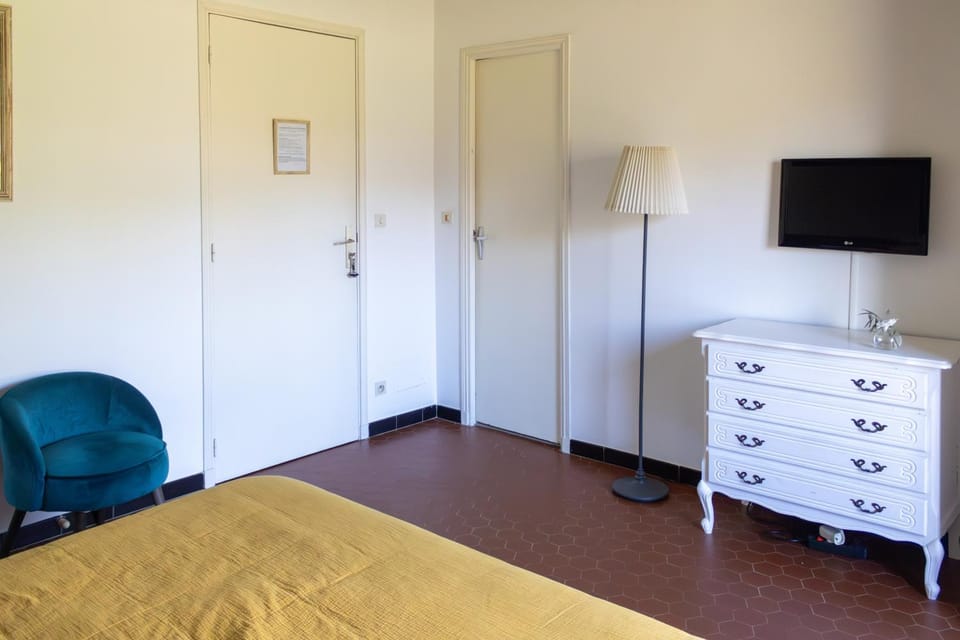 GOLF CLUB D'UZES Bed and Breakfast in Uzes