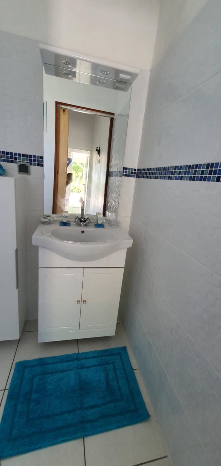 Les cottages de roseau House in Leeward Islands