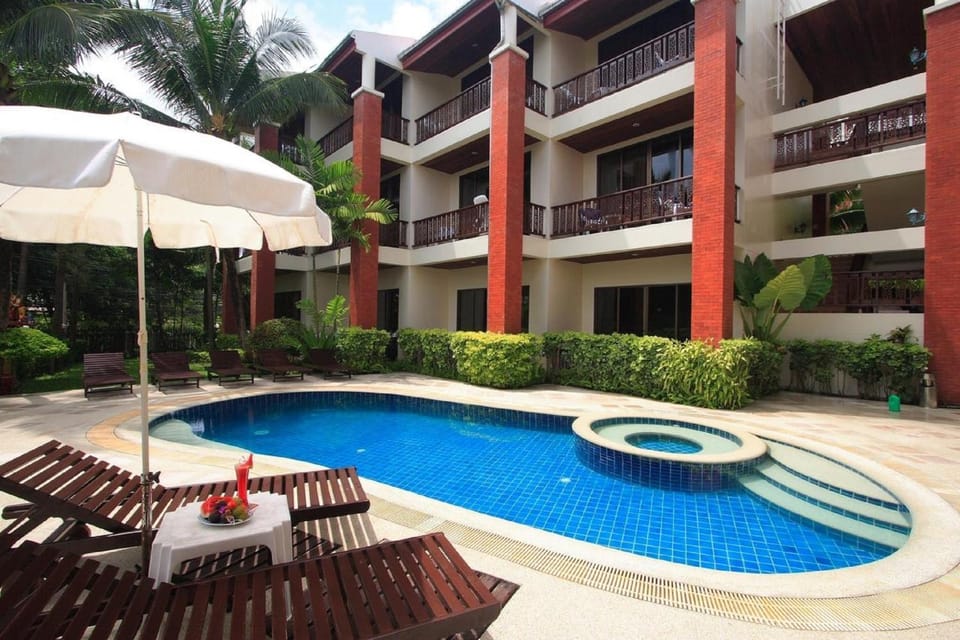 Garden, Swimming pool