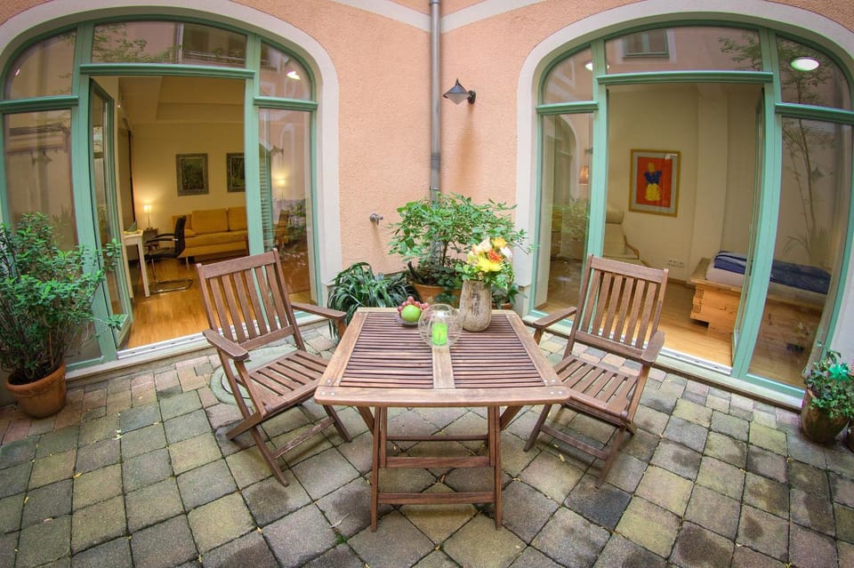 Patio, Balcony/Terrace