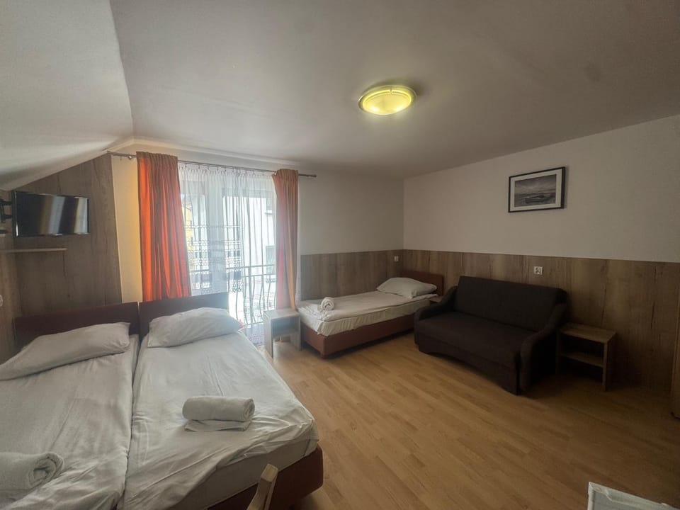 Pokoje Gościnne & Apartamenty Przemyk Vacation rental in Pomeranian Voivodeship