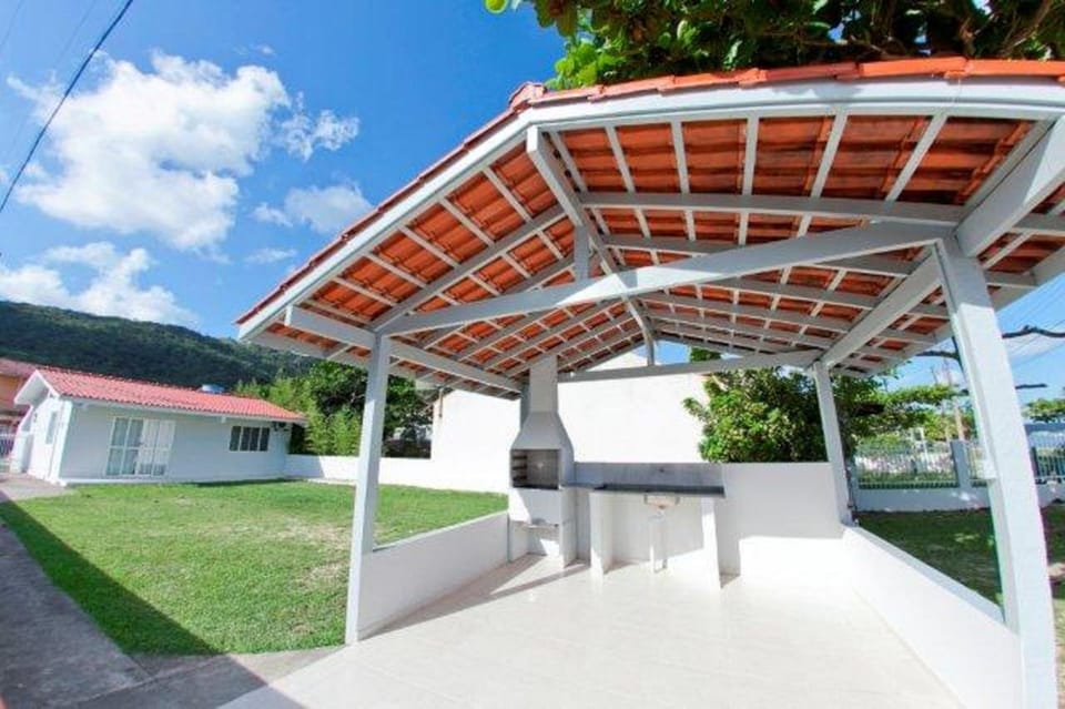 Property building, BBQ facilities, Sea view, Sea view