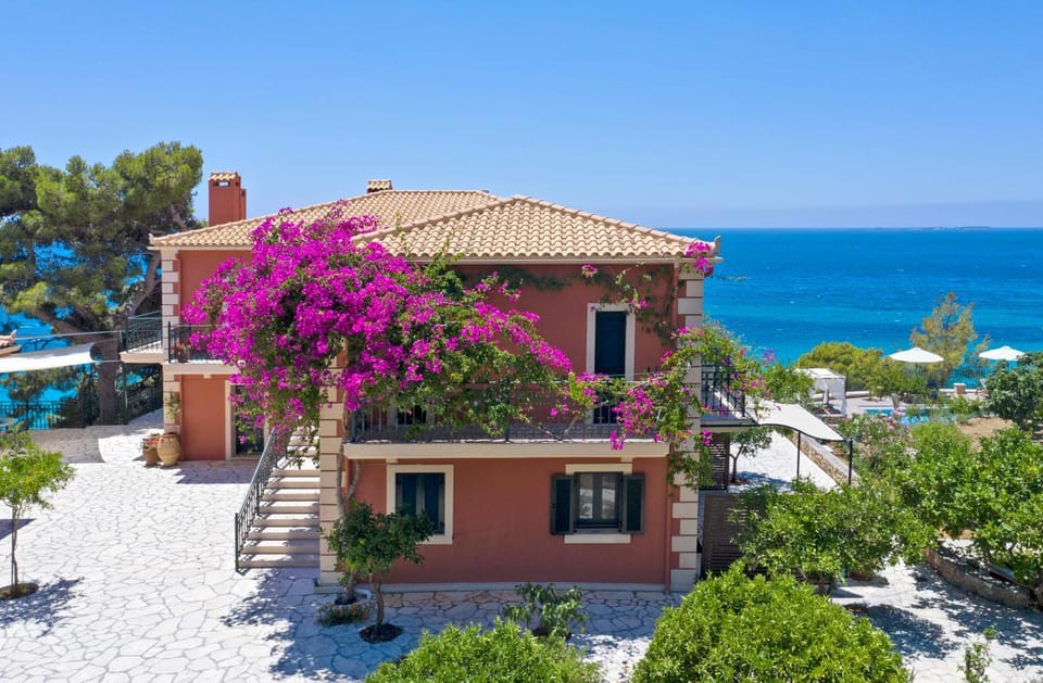 Avra Private Suites Apartment in Argostolion