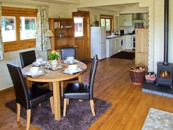 Cropvale Lodge House in Wychavon District