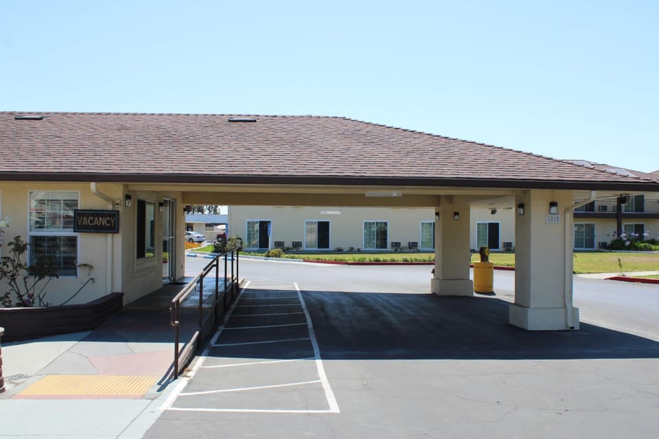 Inns of California Salinas Hotel in Salinas