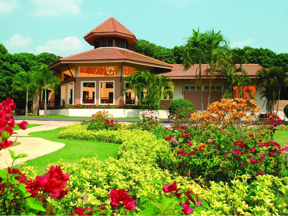 Fueng Fah Riverside Gardens Resort Resort in Thailand