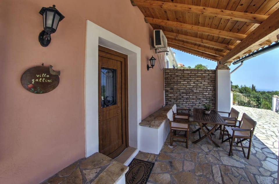 Day, BBQ facilities, Balcony/Terrace, On site, Garden view, Mountain view, Pool view, Sea view, Street view