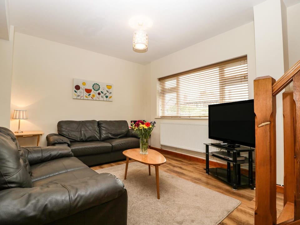 Muskoka Lodge House in Mendip District