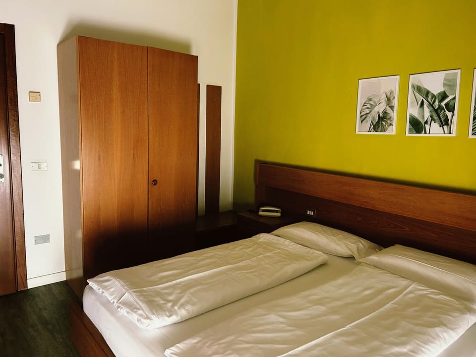 Hotel Alberello - Varone Hotel in Riva del Garda