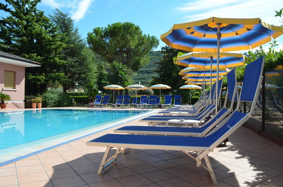 Pool view, Swimming pool, sunbed