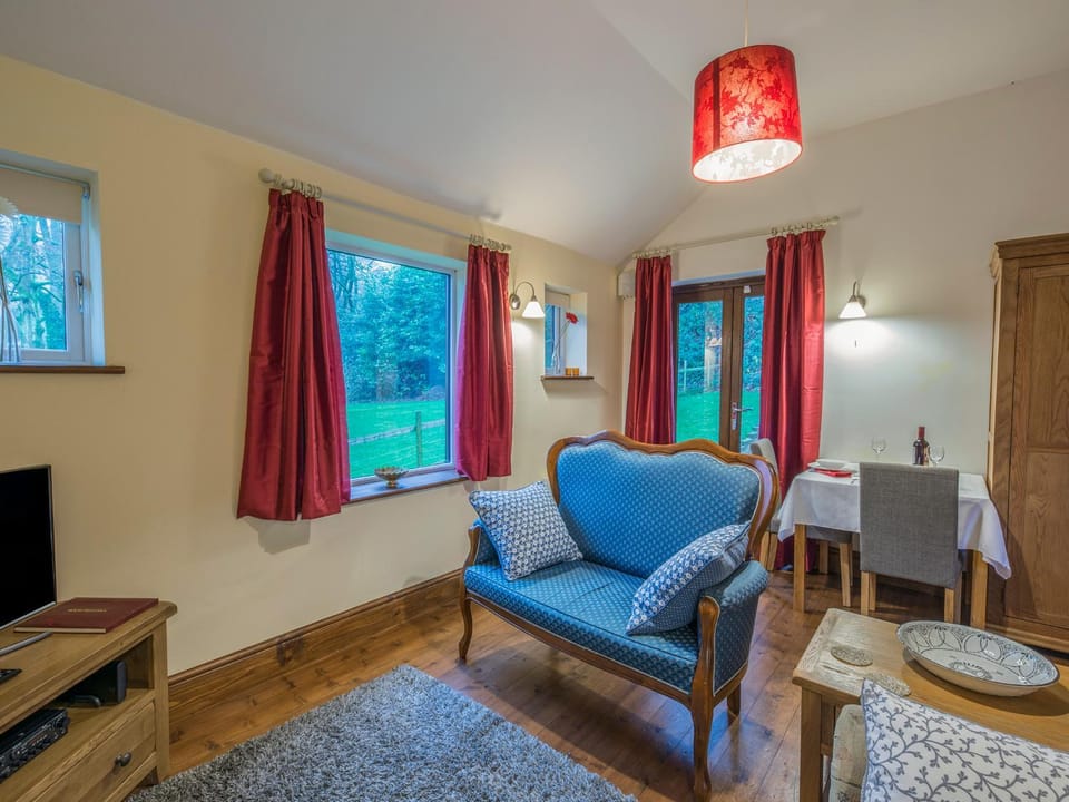 Woodpeckers Cottage House in Wales