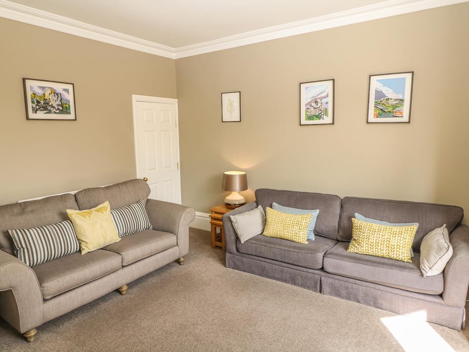 Talbot House House in Castleton