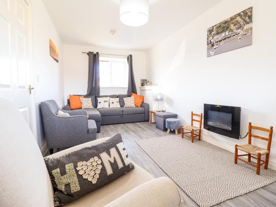 Sealyons House in Fairbourne