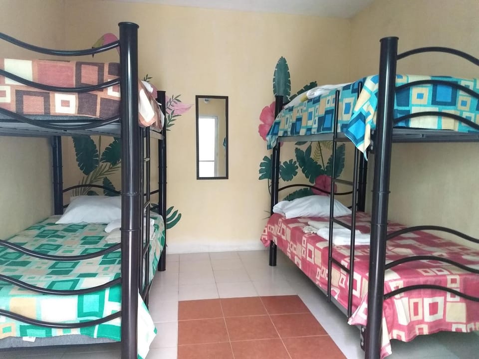 Casa de huespedes Áabilo'ob Hostel Bed and Breakfast in Progreso