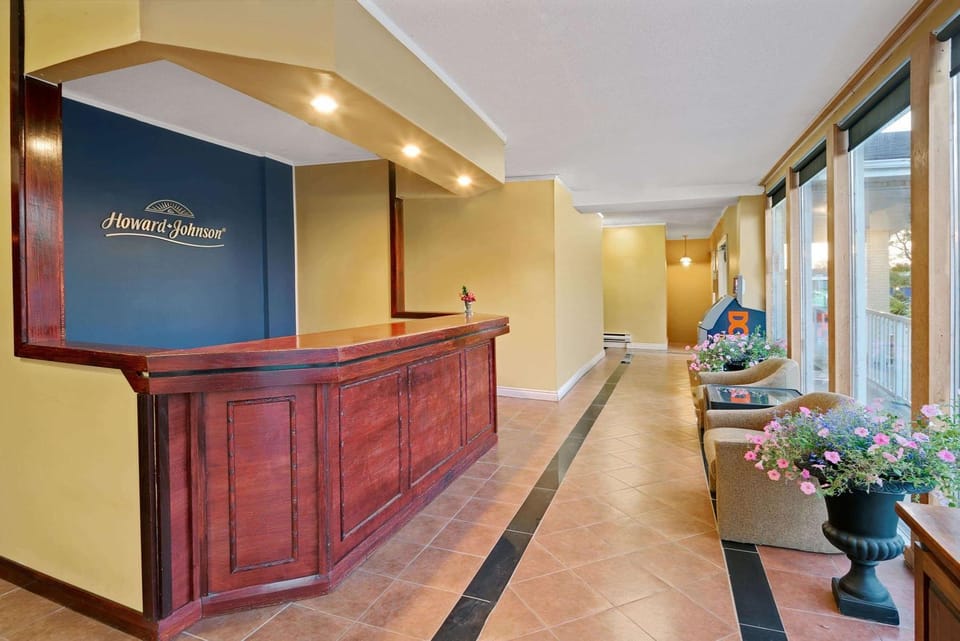 Lobby or reception, On site