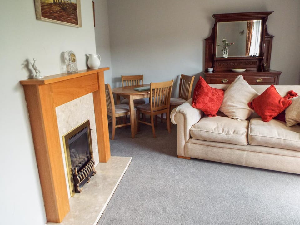 Lamora House in Cheddar