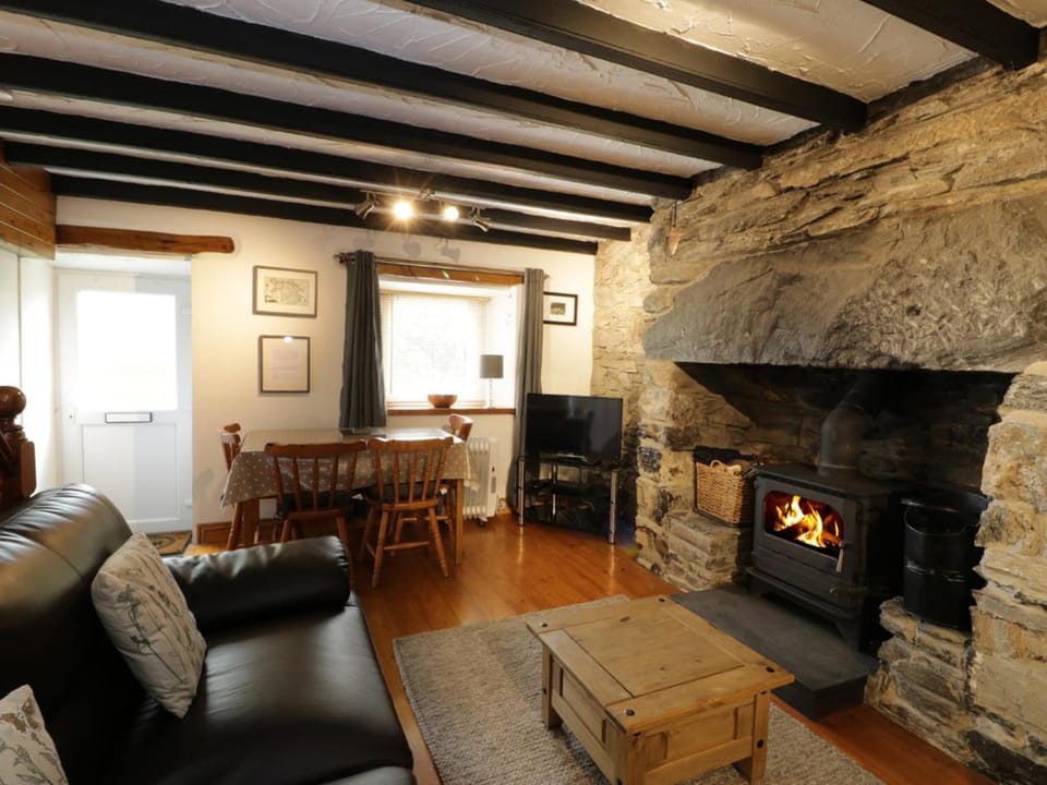 Ty Cynon House in Wales