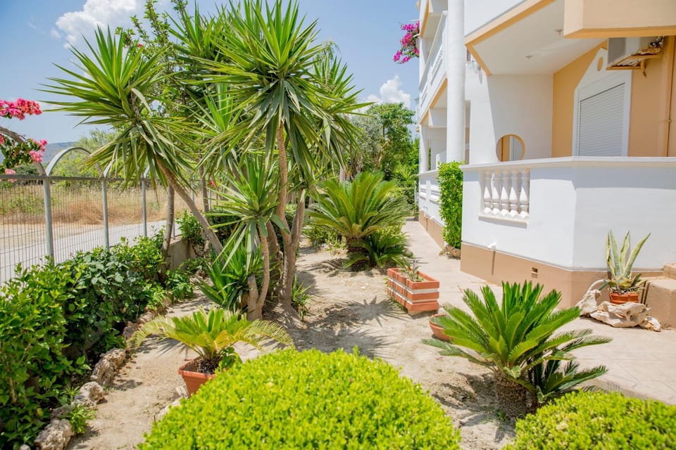 Property building, Garden, Garden view