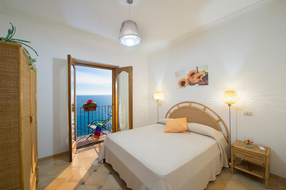 Bedroom, Sea view